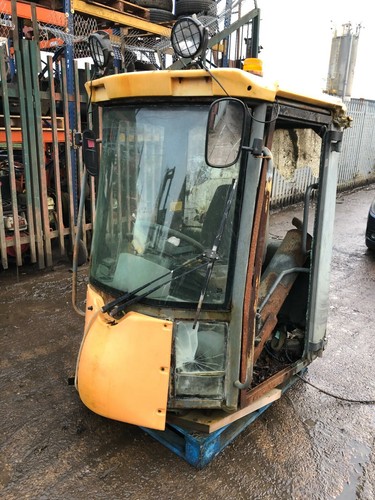 Jcb 407bzx loader fire damaged - loader,