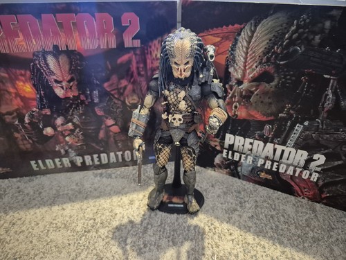 Hot toys predator - -, elder