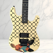 Custom yellow double-bass