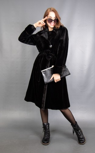7973 glamorous black real - 7973,