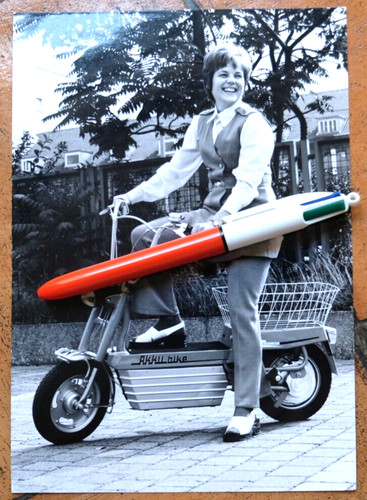 Photo motorcycle press - photo,