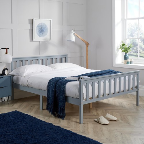 Double wooden bed 4ft - bed,