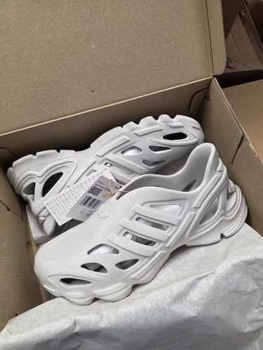 Brand new boxed adidas - 6,