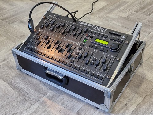 Behringer eurolight lc2412 - eurolight, 24