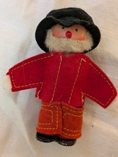 Vtg 1960s British Beefeater Doll Santa Figurine 4 " Tall Felt 