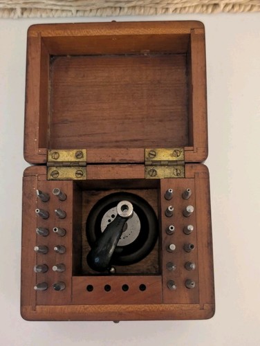 Antique watchmakers - k&d,