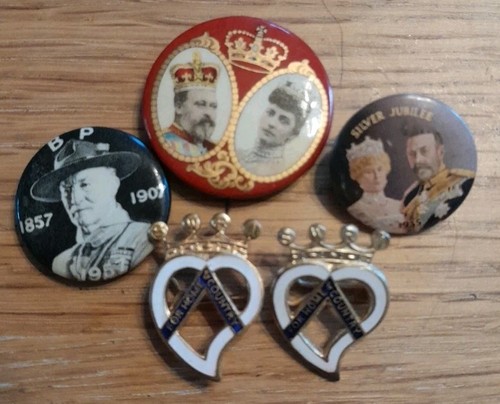 Vintage pin badges - vintage,