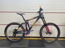 Giant AC Team / ATX / One /