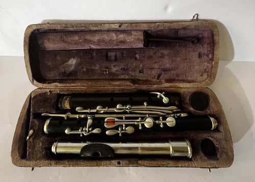 Very old cross flute - very,