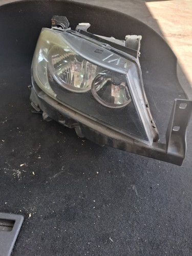 Bmw e90 e91 right headlight - bmw,