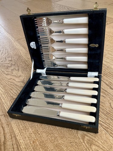 Silver plated fish - plated, knife