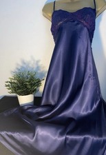 VTG ST BERNARDS GLOSSY NAVY SATIN NEGLIGEE/ NIGHTDRESS SIZE 16