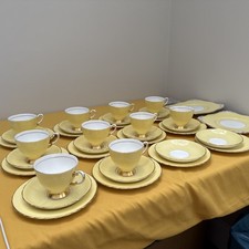 TUSCAN / ROYAL TUSCAN PASTEL YELLOW GOLD TRIM TEACUP & SAUCER SET PATTERN C8985