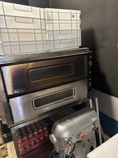 Pizza oven large - in, good