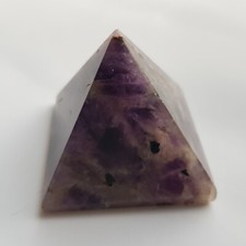 Pyramid dark quartz amethyst