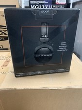 Beyerdynamic DT 770 Pro (250 Ohm) Studio Monitor Headphones