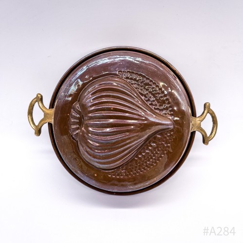 Antique copper baking mold - baking,