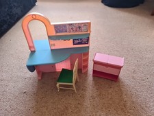 Sindy Kitchen work top unit Icecube Trays Chair And Hostesses Trolly 