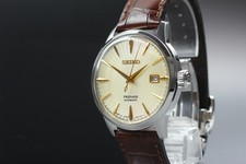 Seiko Presage 4R35-01T0 Gold