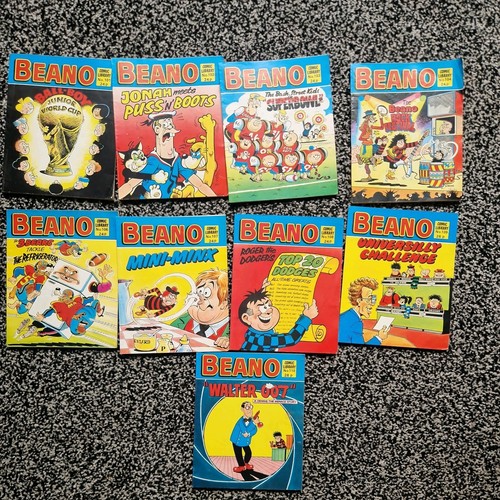 Beano comic library issues - library.,