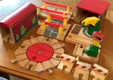 Brio Wooden Train Accessories  Bundle - Signal, Crane, Shed, Tunnel, 10 pieces