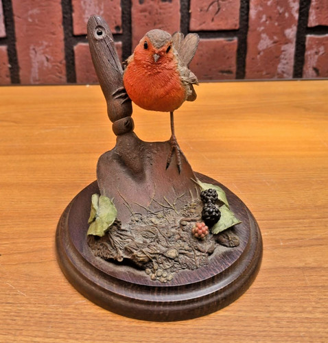 Vintage robin bird garden - vintage, on
