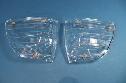 Front white turn signal - front,