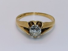 9ct Gold Solitaire Gypsy Unisex Pinky Ring Fully Hallmarked Size N 1/2