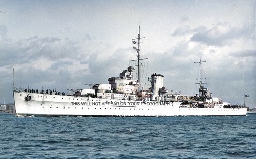 Royal navy leander class light - leander,