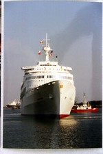 25 Photos, of the SS Canberra