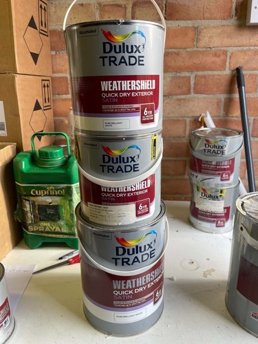 Dulux trade paint - dulux,