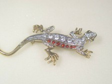 #...GERKO LIZARD DESIGNER SIGNED  BROOCH WITH SWAROVSKI  RED CRYSTALS 800WR-3