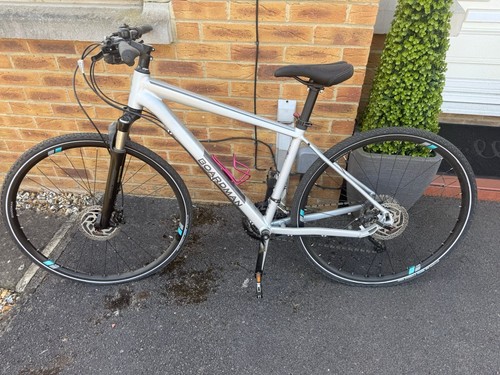 Boardman hybrid bike - x7, medium