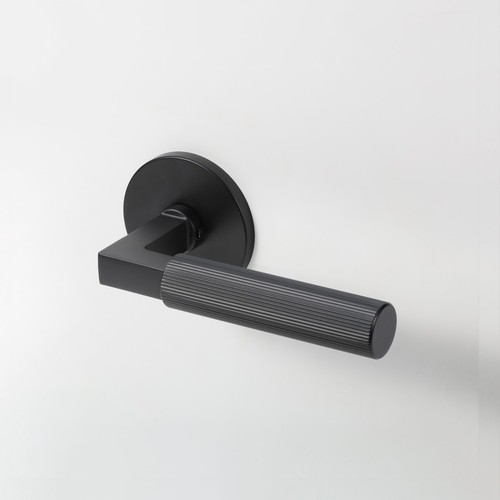 Mila matte black linear - matte,