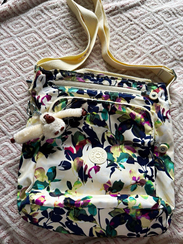 Kipling live light floral - live,