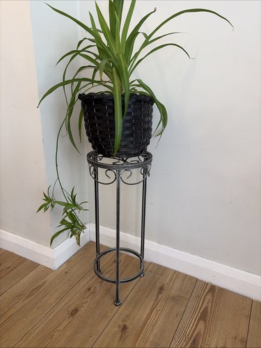 Decorative metal plant stand - decorative,
