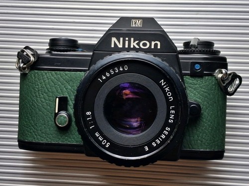 Nikon film camera - , with