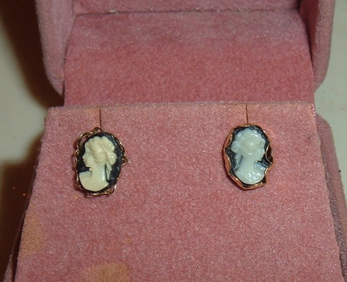 Solid 14k gold 6mm - 6mm, 8mm