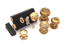 Victorian Black Door Rim Lock & Antique Brass Door Knobs Set 5 Finishes (N)