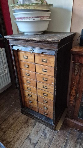 Vintage tambour roller - vintage, or