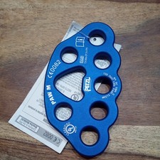 PETZL PAW MEDIUM-BLUE P63M