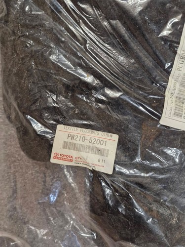 Toyota yaris floor mats - toyota, mats-