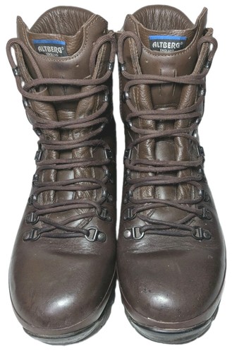 Altberg defender combat - defender,