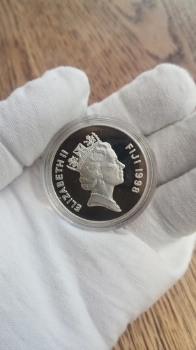 Dollars queen elizabeth 1 - 10,