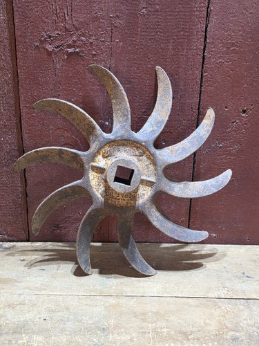Vintage unusual cast iron - unusual,