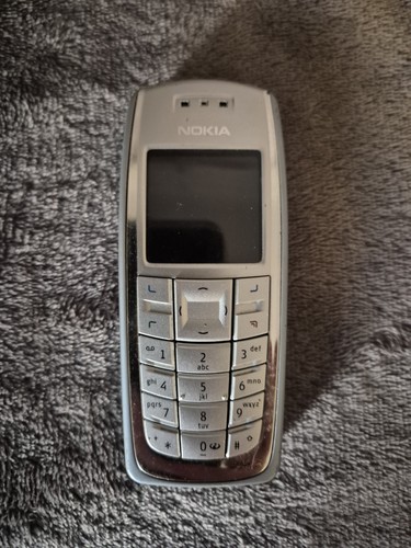 Nokia 3120 silver retro - nokia,