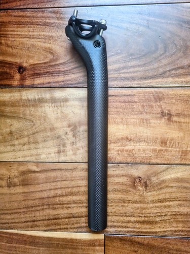 Carbon seat post brand new - carbon,