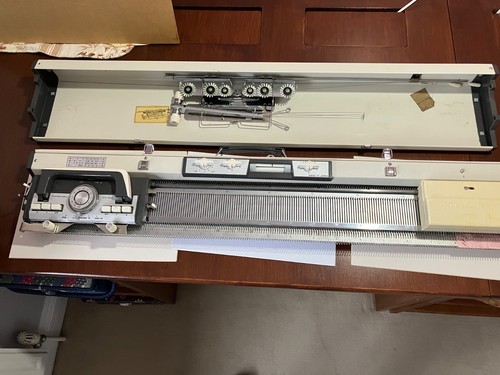 Knitmaster 302 automatic - 302,