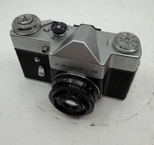 Zenit-B 35mm SLR Film Camera