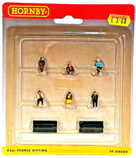 Hornby Railways and Hobbies R.561: SITTING PEOPLE Pack Of 8 Figures Scaled Model